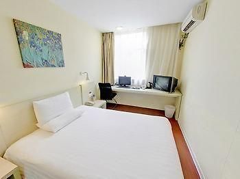 Hanting Hotel Zhumadian Railway Station Εξωτερικό φωτογραφία